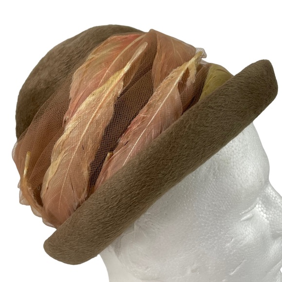 Vintage 1940s Christian Dior Chapeaux Feather Adorned Italian Fur Fedora Style - Picture 5 of 16